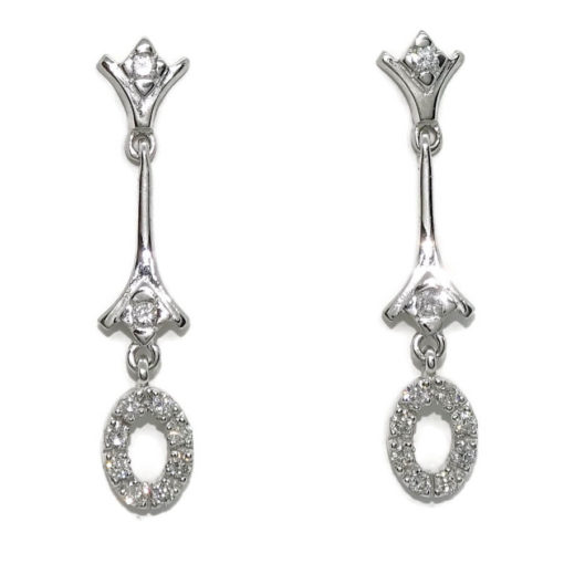 Preciosos pendientes de oro blanco de 18k con 0.38 cts de diamantes naturales auténticos, una joya de diseño, fina, elegante, cómoda con movimiento y moderna.